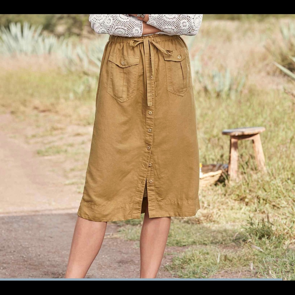 “Hailey” linen/cotton cargo skirt. NEW with tags from Sundance.